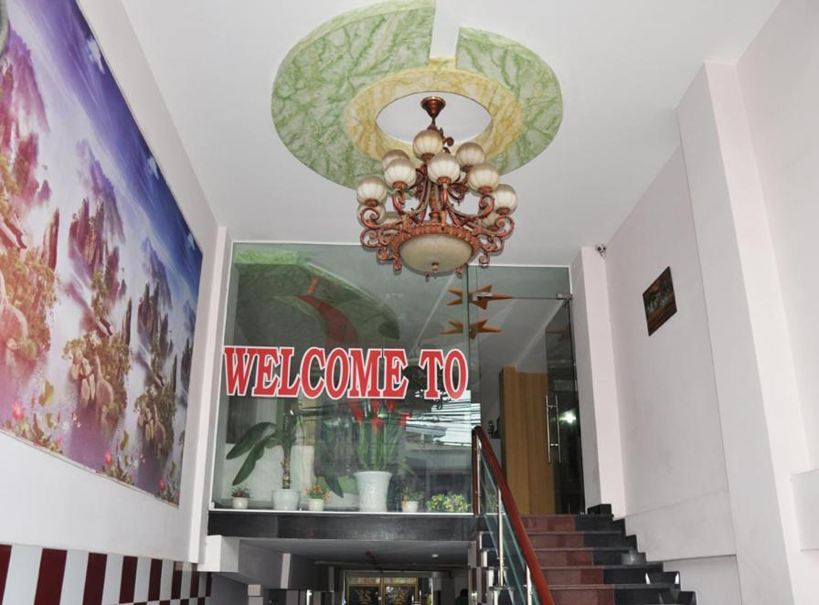 Palm Hotel - Hoang Dung Хошимин Экстерьер фото
