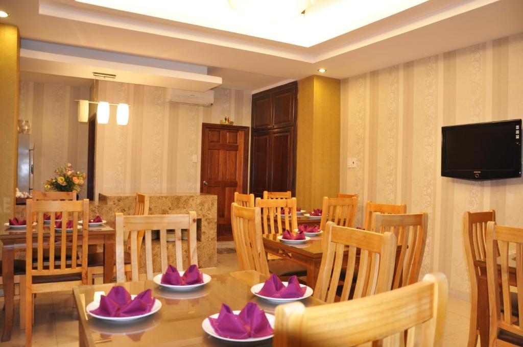 Palm Hotel - Hoang Dung Хошимин Экстерьер фото